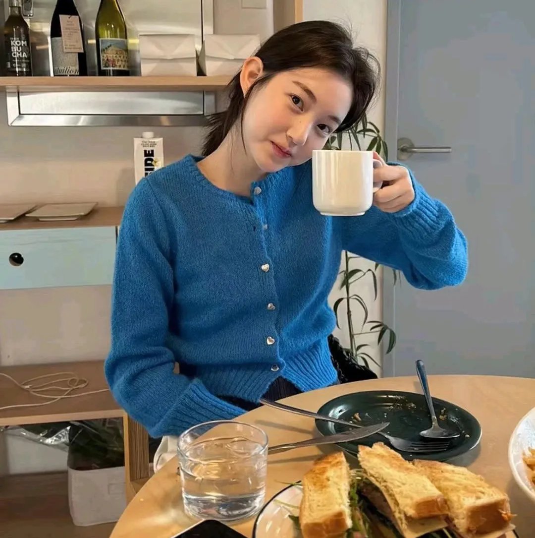 隔篱屋有宝 海报
